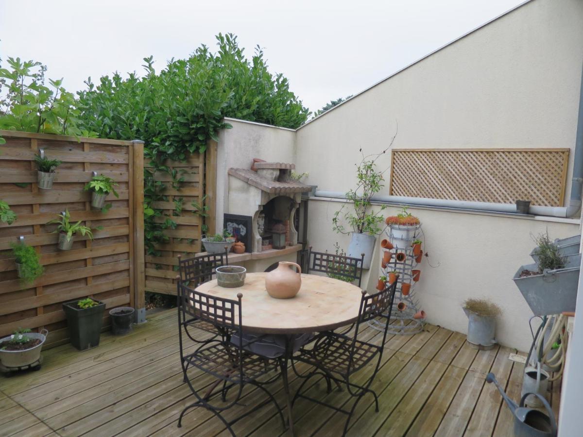 Duplex Contemporain Terrasse Exterieure Parking Apartment Leves Bagian luar foto