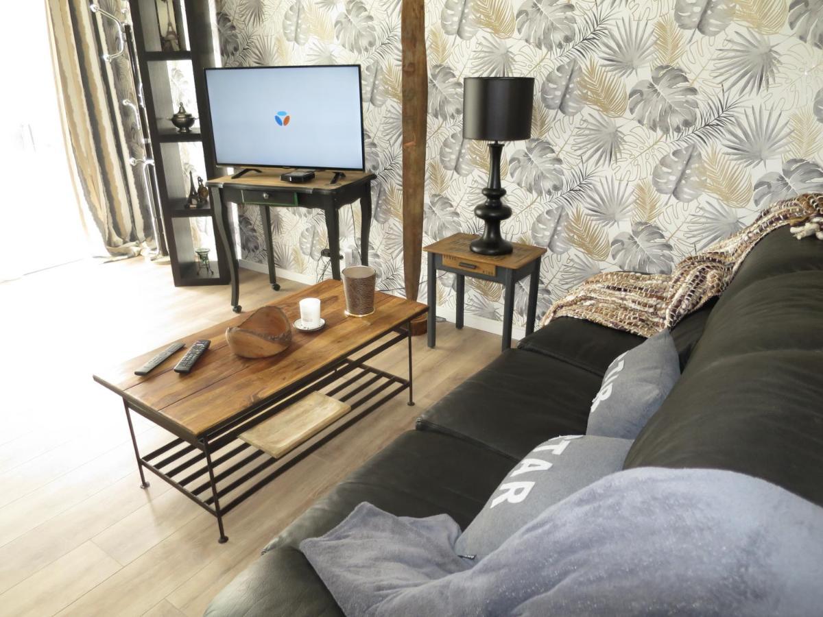 Duplex Contemporain Terrasse Exterieure Parking Apartment Leves Bagian luar foto
